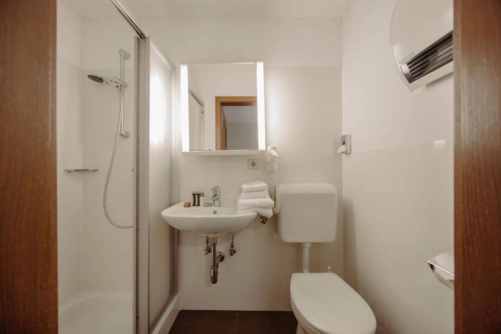Theresi Appartements Saalbach-Hinterglemm Pokoj fotografie